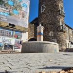 fontaine et tour medievale