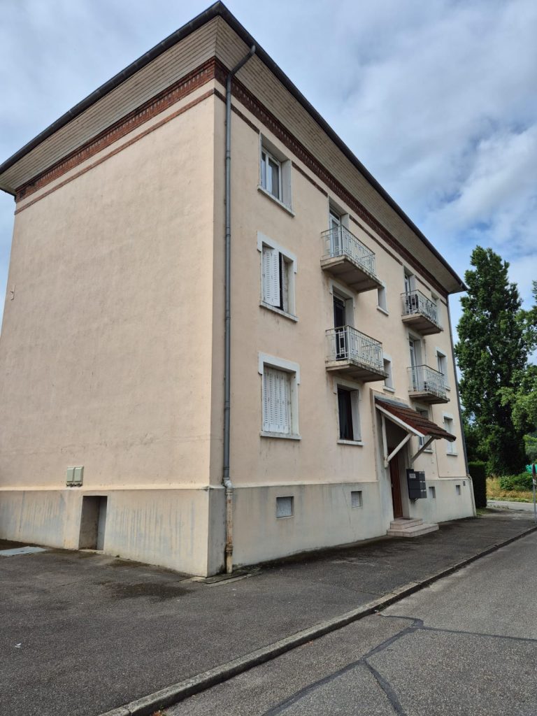 Bâtiment PLM 4 pans de 1933 rue Couriot